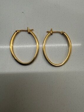 Gold Oval Hoop Earrings - Women Jewelry